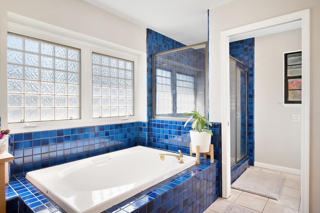 Detail Gallery Image 38 of 61 For 6616 via De Robles Dr, Rancho Murieta,  CA 95683 - 4 Beds | 3 Baths
