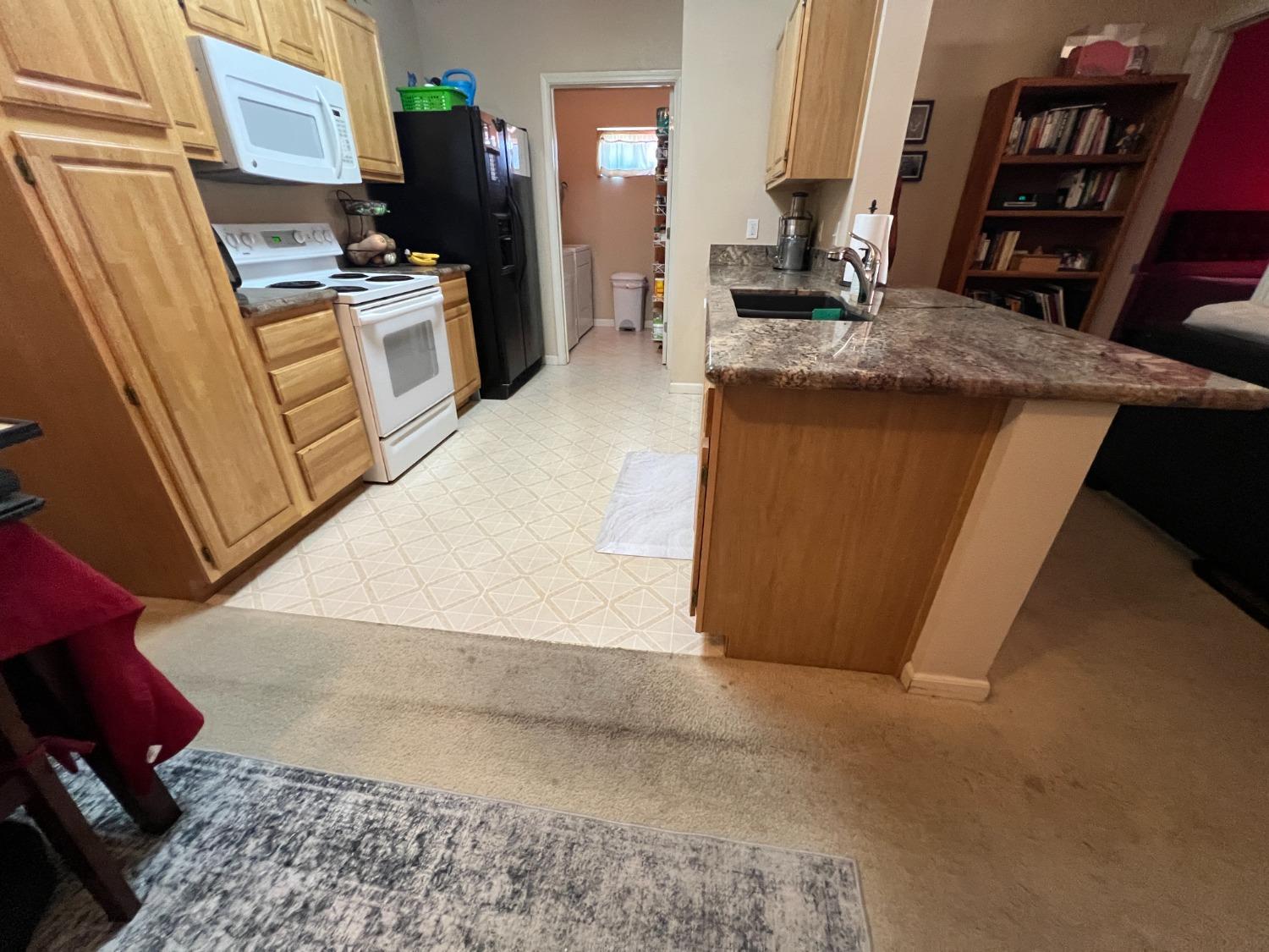Photo #5: 225040022 Listing: Photo #5