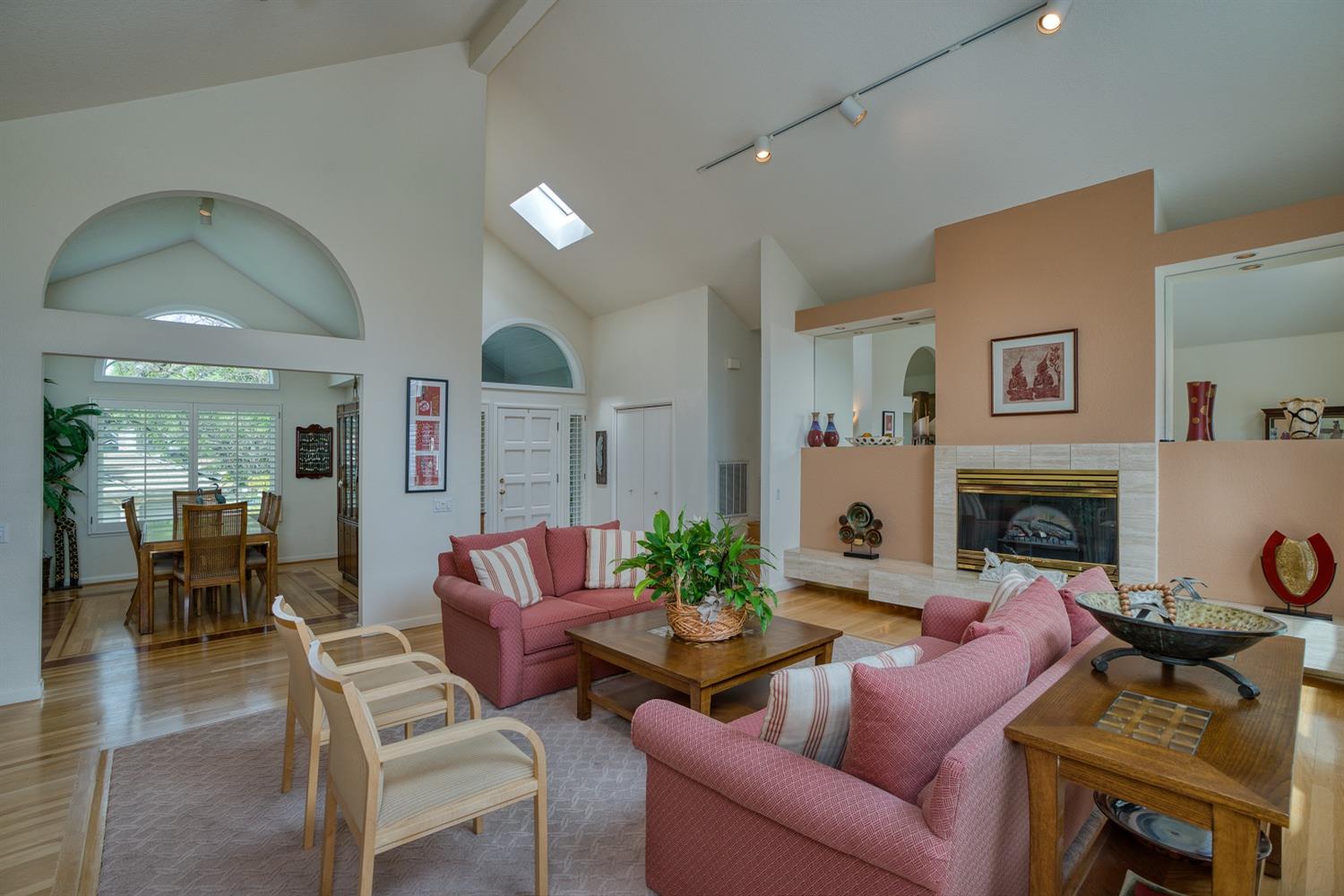 Detail Gallery Image 6 of 42 For 6156 Puerto Dr, Rancho Murieta,  CA 95683 - 3 Beds | 2 Baths