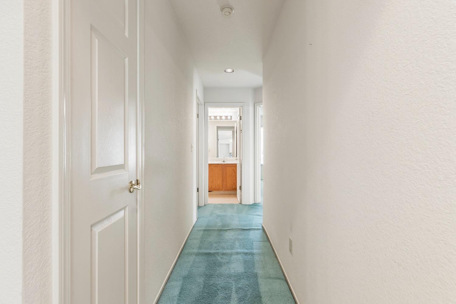 Detail Gallery Image 14 of 46 For 9701 Ranchwood Ct, Oakdale,  CA 95361 - 4 Beds | 2 Baths