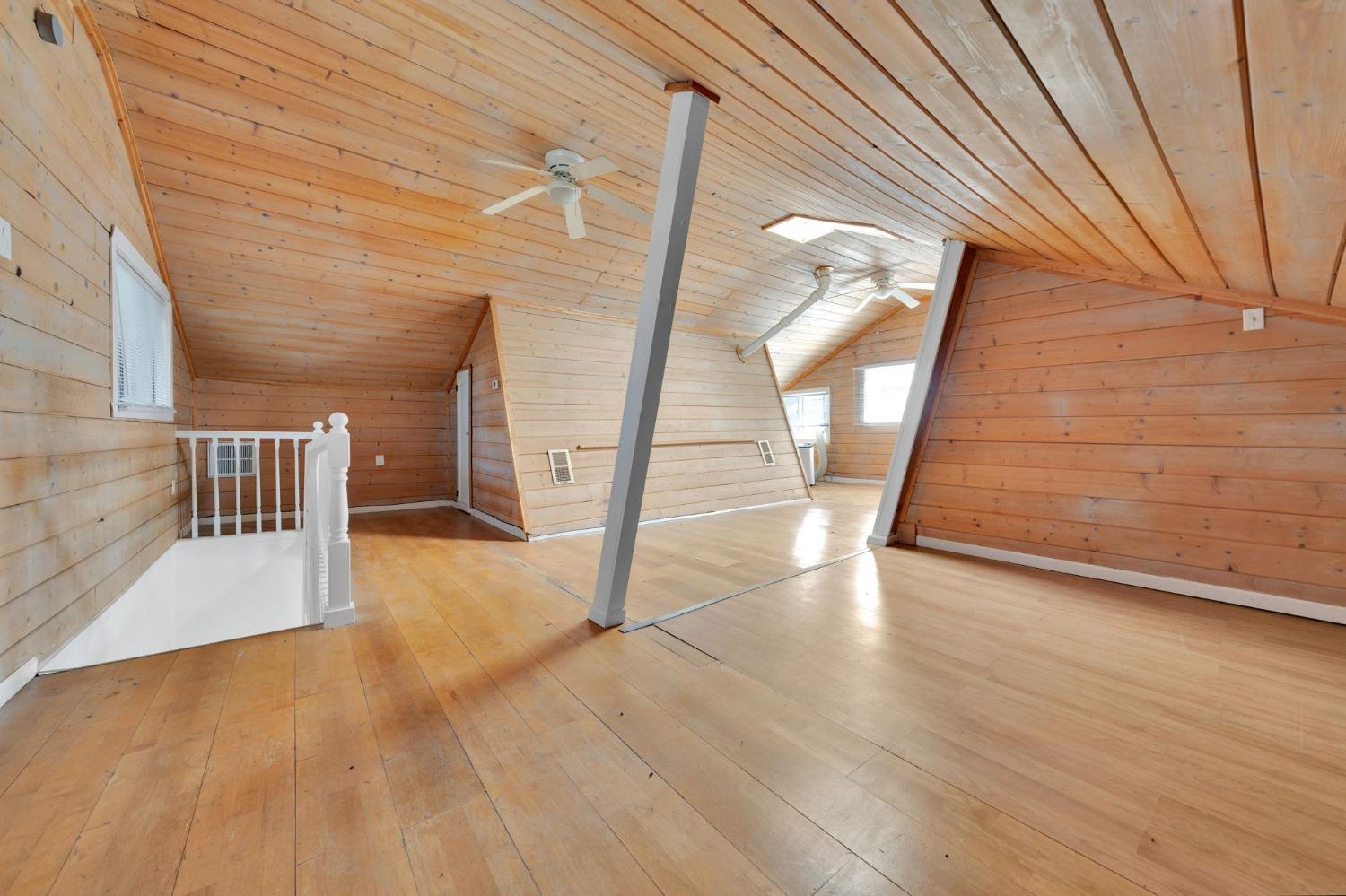Detail Gallery Image 53 of 84 For 915 30th, Sacramento,  CA 95816 - 5 Beds | 2 Baths