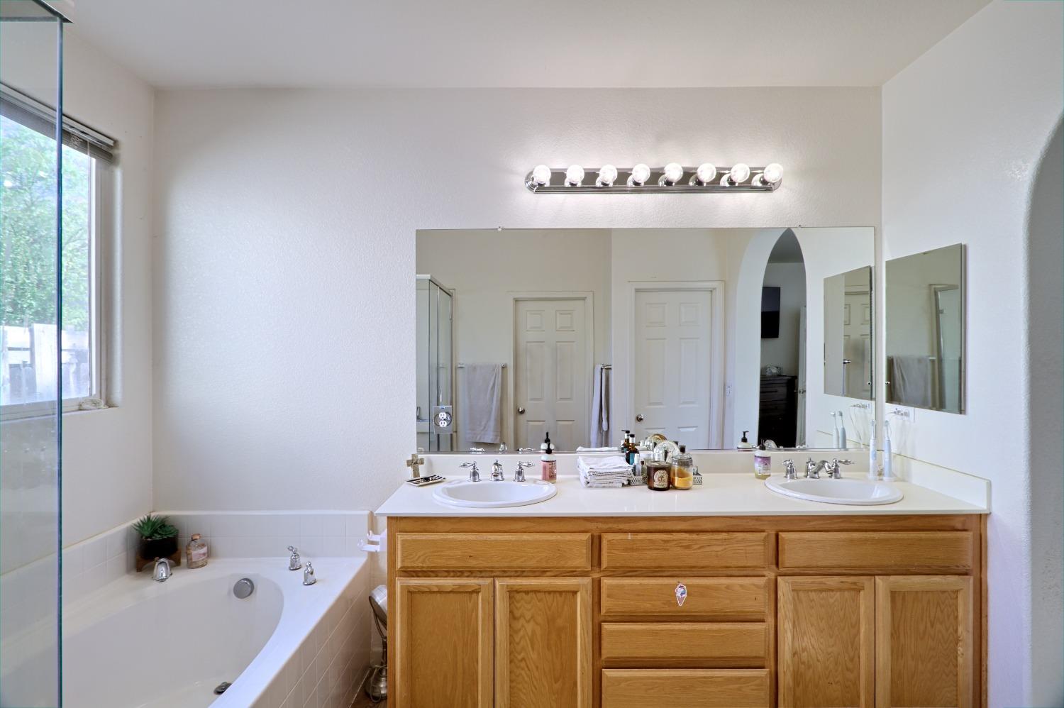 Detail Gallery Image 21 of 45 For 25775 Grafton, Esparto,  CA 95627 - 5 Beds | 3 Baths