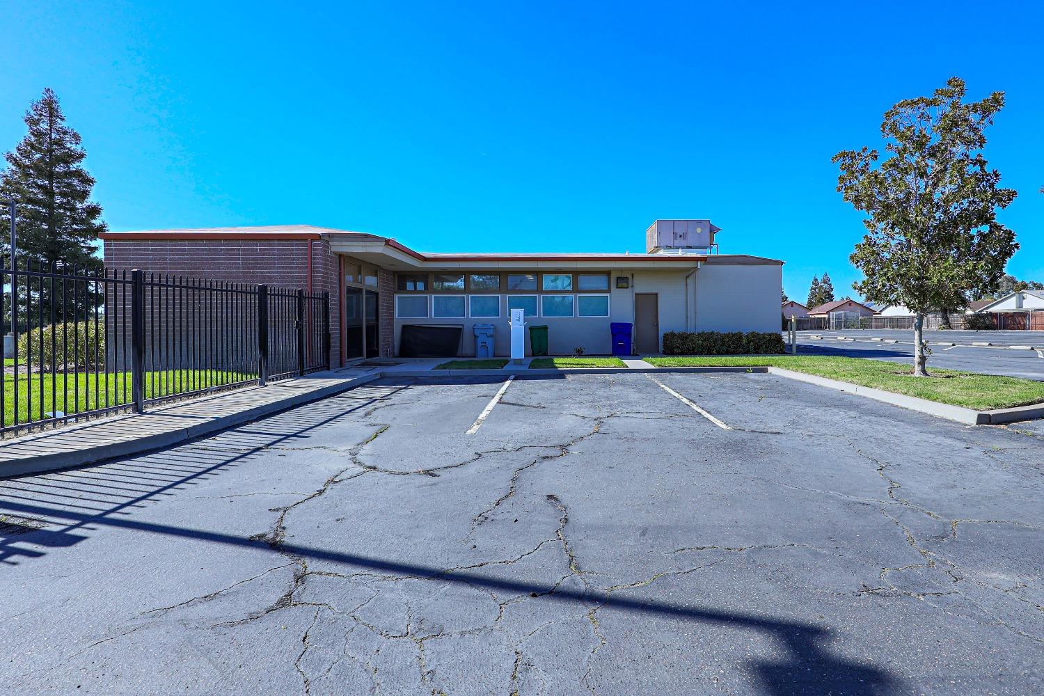 Detail Gallery Image 13 of 40 For 971 Broadway Ave, Atwater,  CA 95301 - – Beds | – Baths