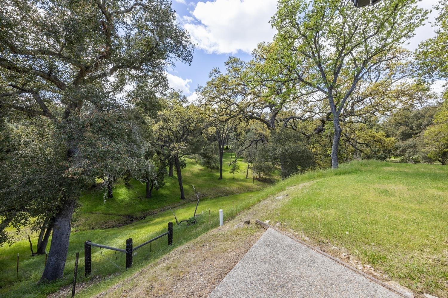 Detail Gallery Image 16 of 46 For 9098 San Gabriel Rd, Atascadero,  CA 93422 - 4 Beds | 2 Baths