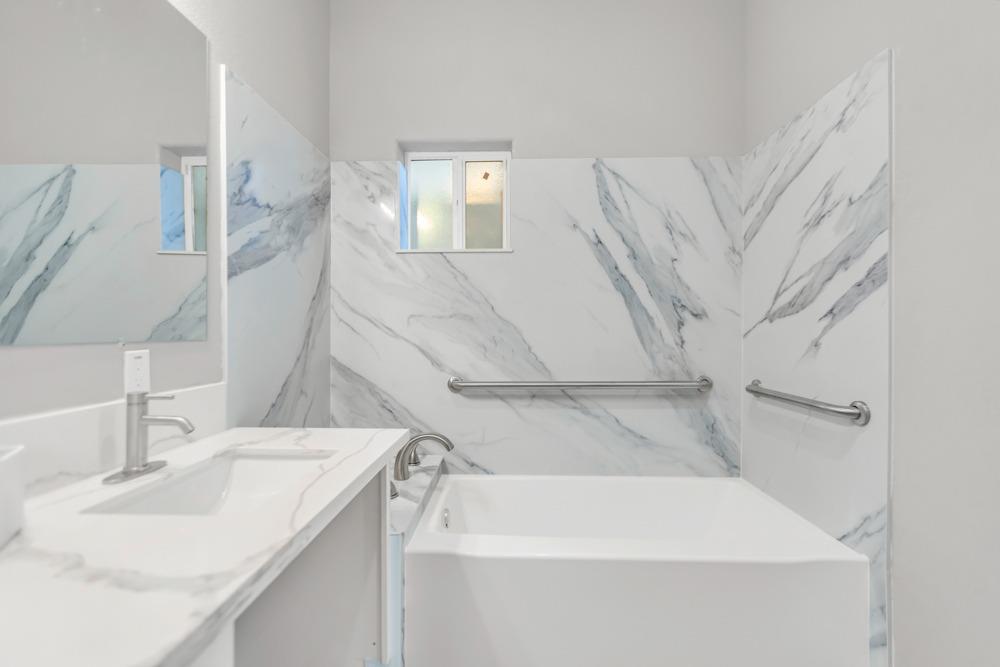 Detail Gallery Image 25 of 74 For 1928 21st St, Sacramento,  CA 95811 - – Beds | – Baths