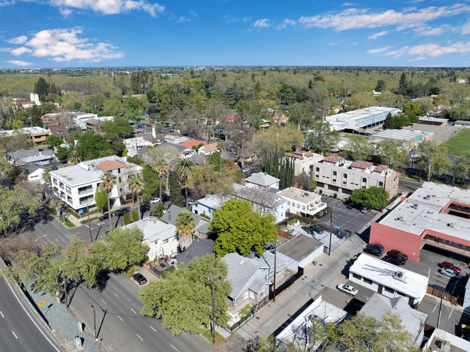 Detail Gallery Image 83 of 84 For 915 30th, Sacramento,  CA 95816 - 5 Beds | 2 Baths