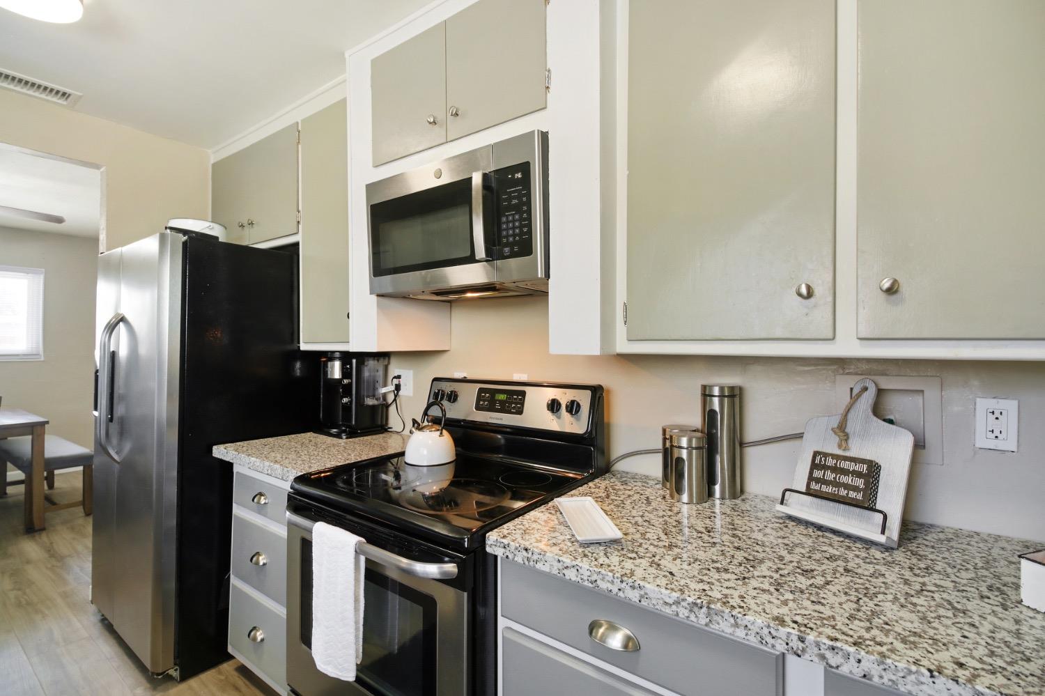 Detail Gallery Image 14 of 41 For 3401 Davidson Dr, Antelope,  CA 95843 - 3 Beds | 1 Baths