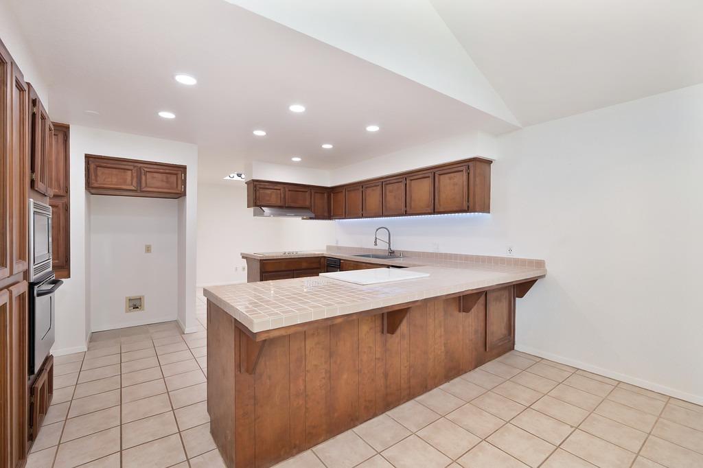 Detail Gallery Image 30 of 57 For 6804 Domingo Dr, Rancho Murieta,  CA 95683 - 2 Beds | 2 Baths