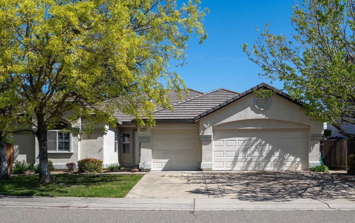 Detail Gallery Image 1 of 1 For 8279 Crimson Sage Ct, Sacramento,  CA 95829 - 4 Beds | 2/1 Baths