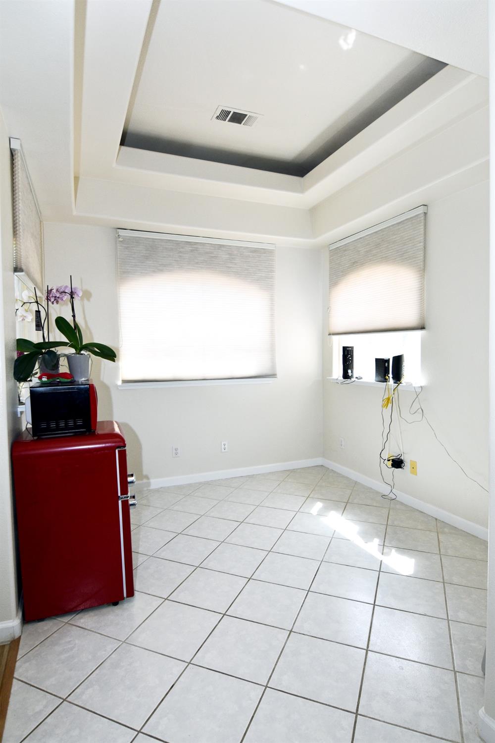 Detail Gallery Image 40 of 62 For 1945 Foxtail Ct, Turlock,  CA 95382 - 4 Beds | 3/1 Baths