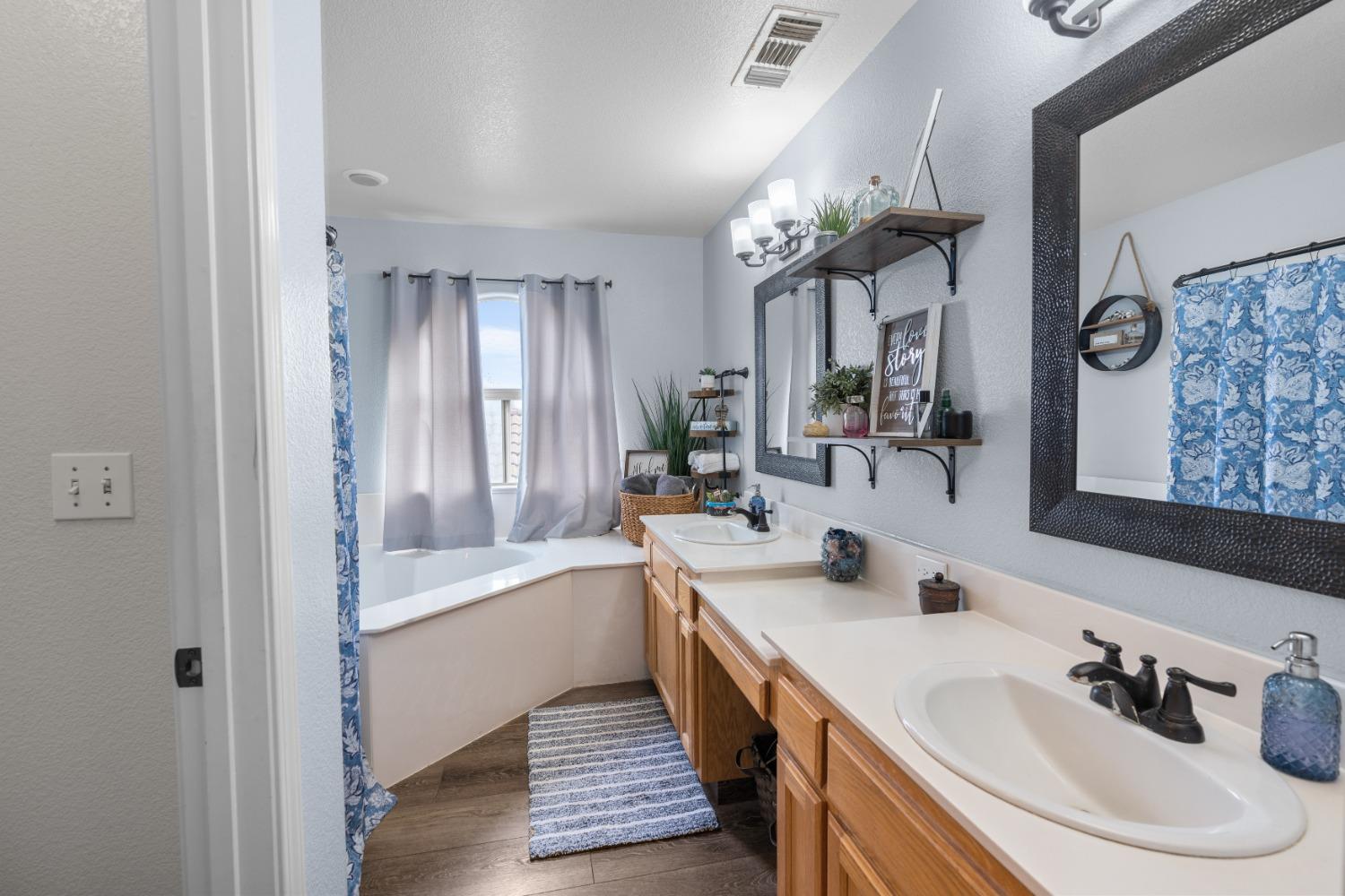 Detail Gallery Image 44 of 76 For 81 via Palermo, Gustine,  CA 95322 - 4 Beds | 3 Baths