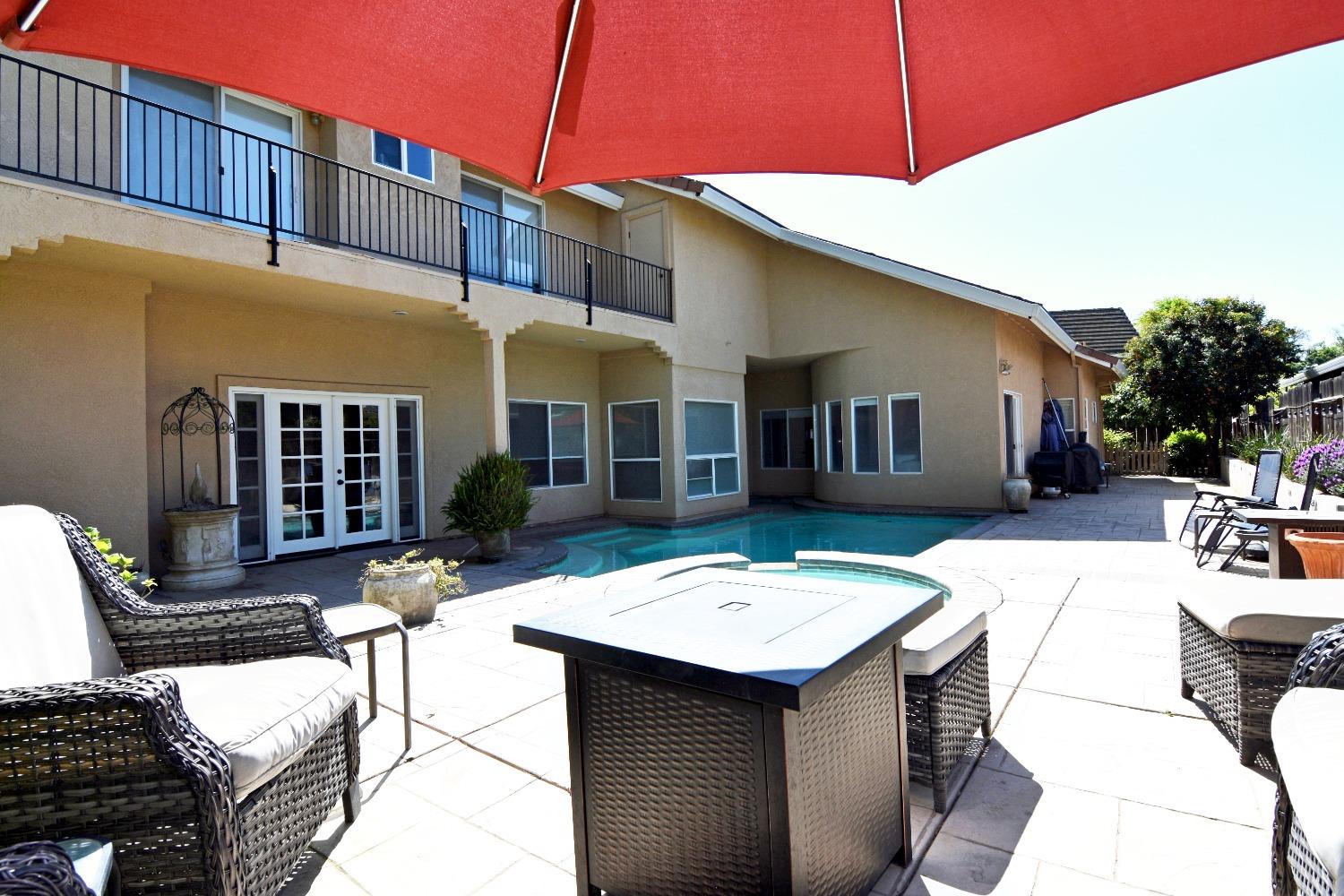 Detail Gallery Image 54 of 62 For 1945 Foxtail Ct, Turlock,  CA 95382 - 4 Beds | 3/1 Baths