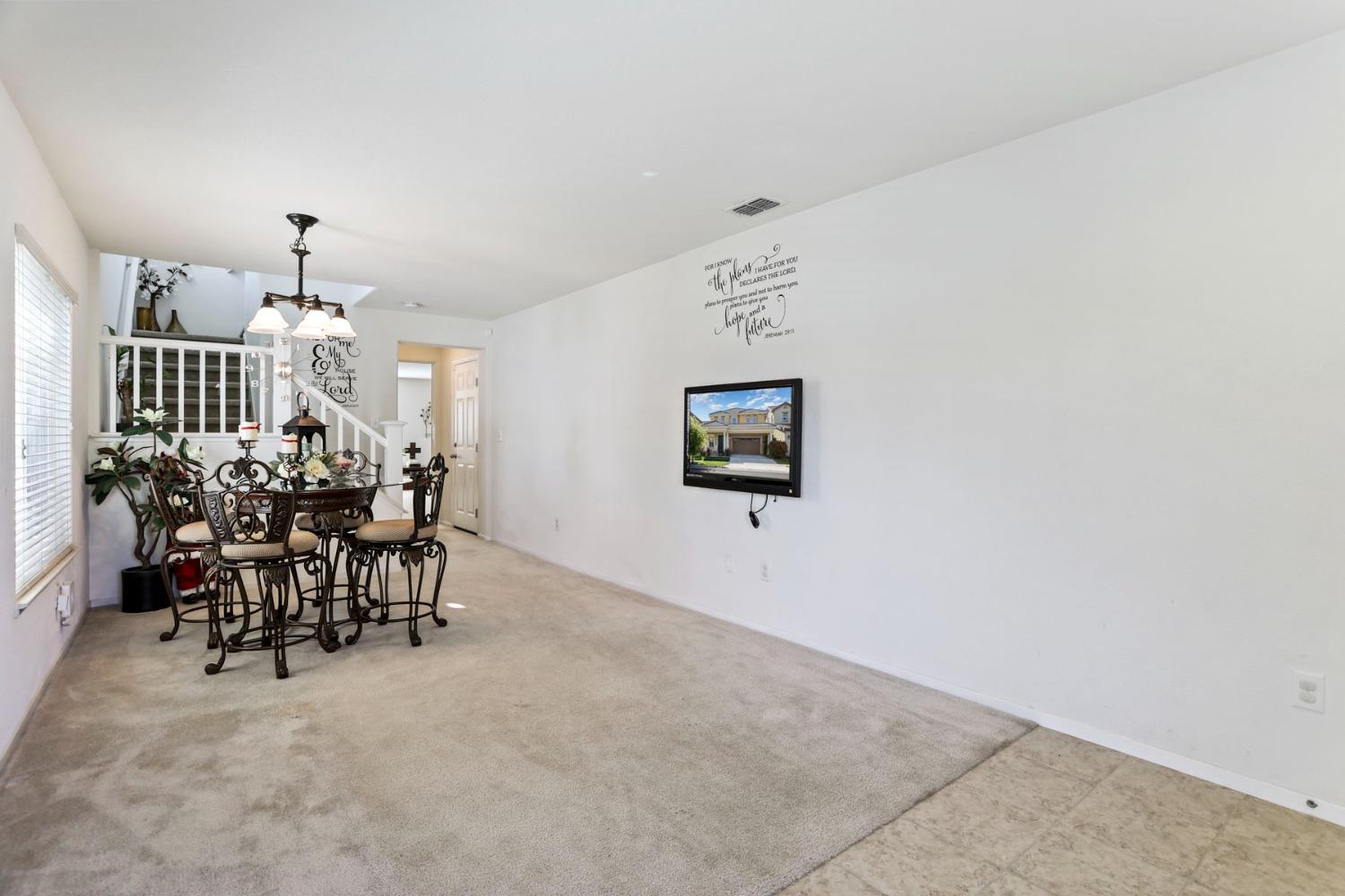 Detail Gallery Image 11 of 42 For 362 Craftsman Dr, Lathrop,  CA 95330 - 4 Beds | 2/1 Baths