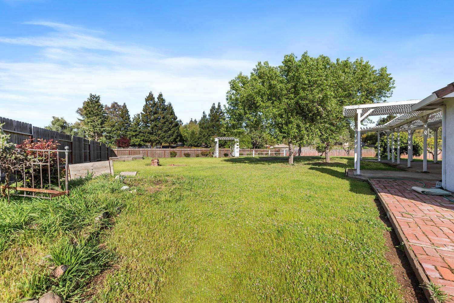 Detail Gallery Image 28 of 46 For 9701 Ranchwood Ct, Oakdale,  CA 95361 - 4 Beds | 2 Baths