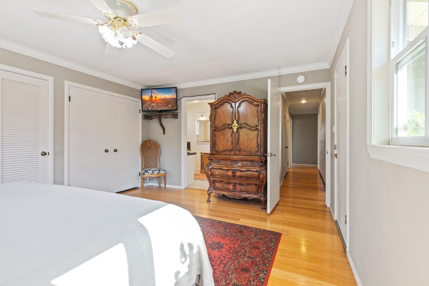 Detail Gallery Image 27 of 44 For 402 Northwood Dr, Modesto,  CA 95350 - 3 Beds | 2/1 Baths