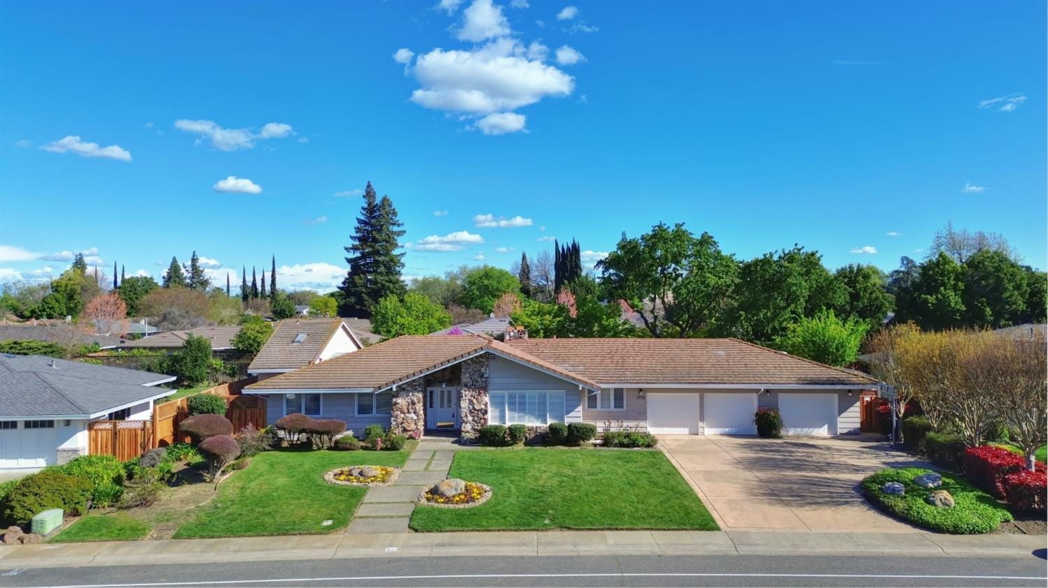 Detail Gallery Image 59 of 61 For 3950 American River Dr, Sacramento,  CA 95864 - 5 Beds | 3 Baths