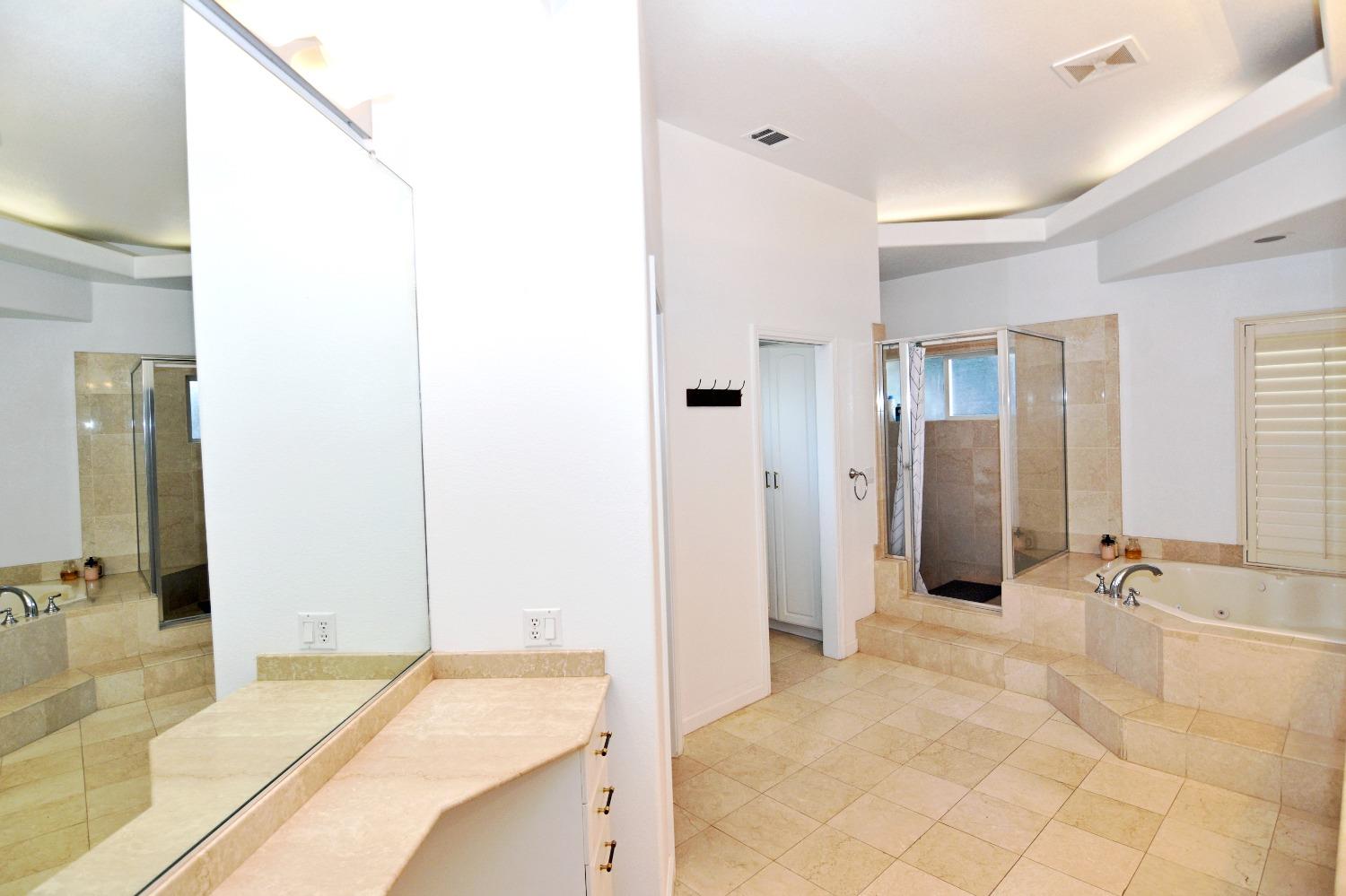 Detail Gallery Image 31 of 62 For 1945 Foxtail Ct, Turlock,  CA 95382 - 4 Beds | 3/1 Baths