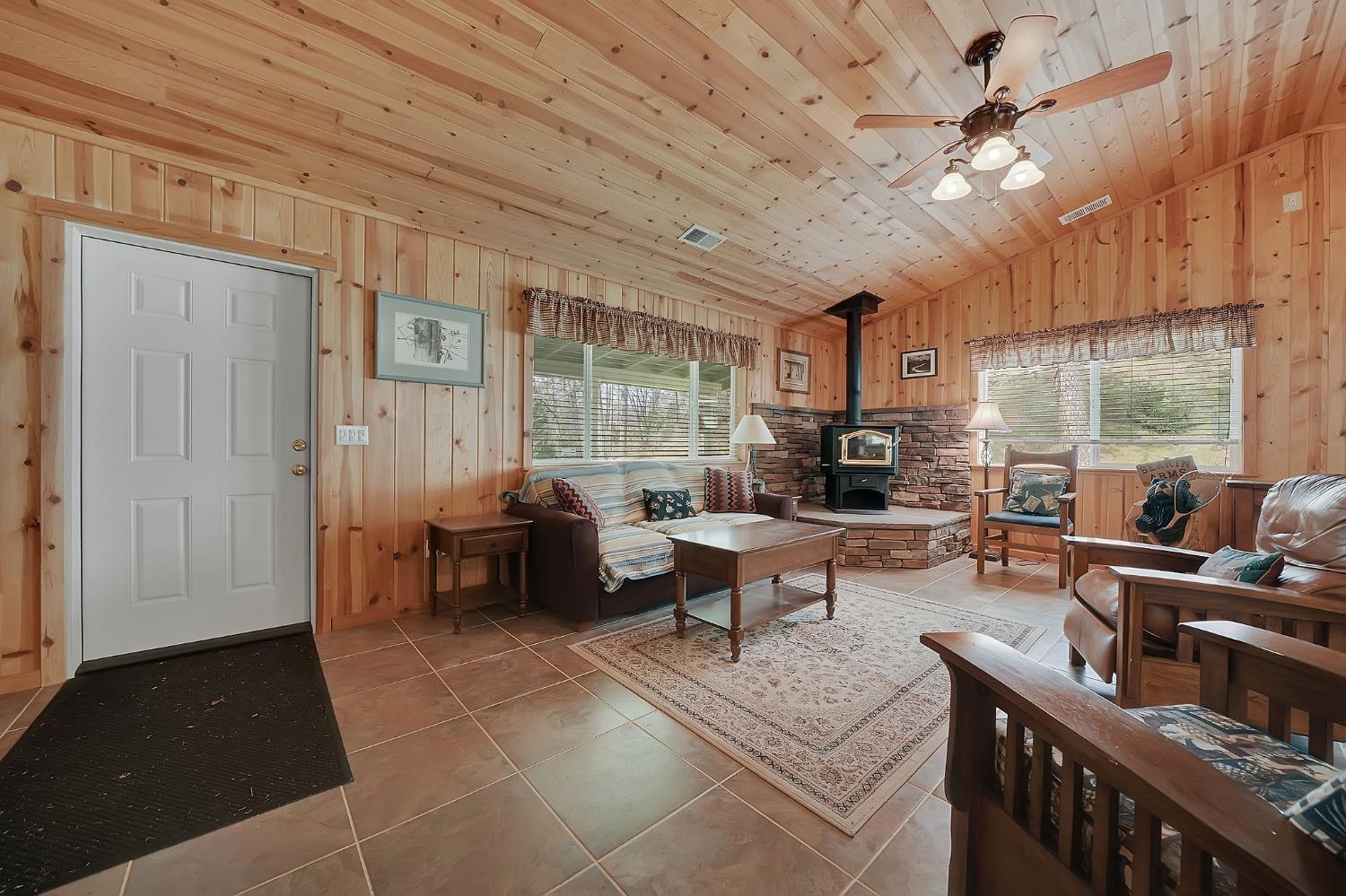 Detail Gallery Image 13 of 48 For 21655 Highway 26, West Point,  CA 95255 - 2 Beds | 1 Baths
