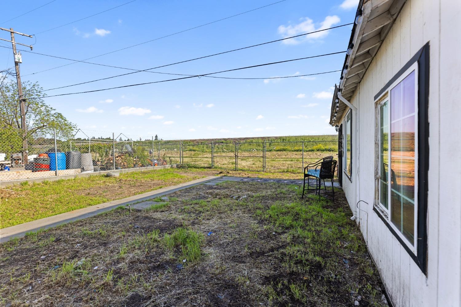 Detail Gallery Image 29 of 30 For 3158 Redwood Ave, Stockton,  CA 95205 - 2 Beds | 1 Baths