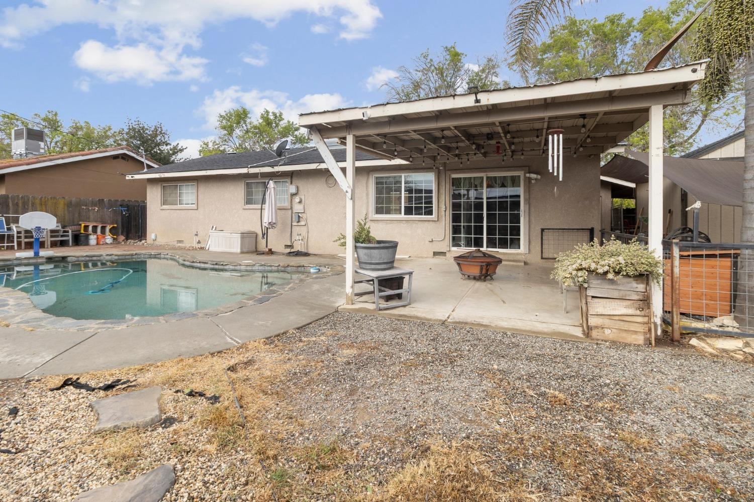 Detail Gallery Image 27 of 27 For 428 N Santa Monica St, Los Banos,  CA 93635 - 3 Beds | 2 Baths