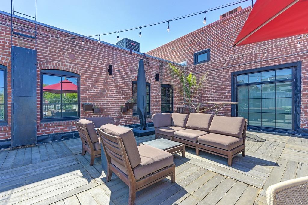 Detail Gallery Image 27 of 34 For 1725 14th St #208,  Sacramento,  CA 95811 - 1 Beds | 1 Baths