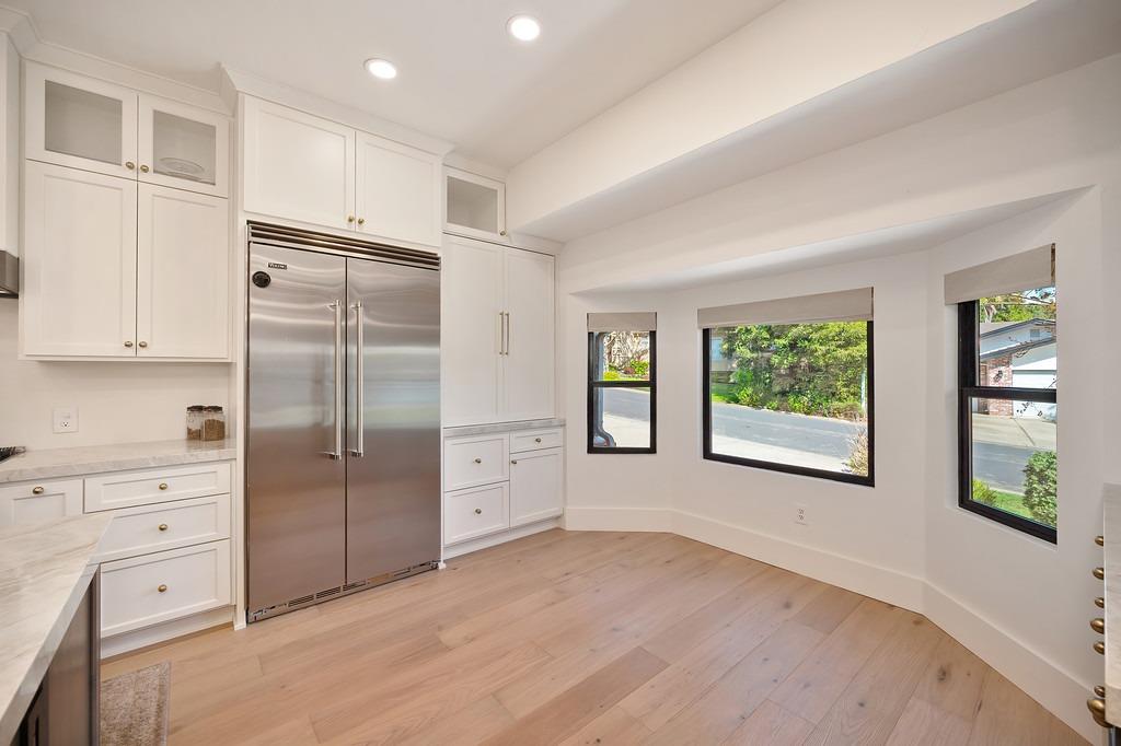 Detail Gallery Image 18 of 61 For 6616 via De Robles Dr, Rancho Murieta,  CA 95683 - 4 Beds | 3 Baths