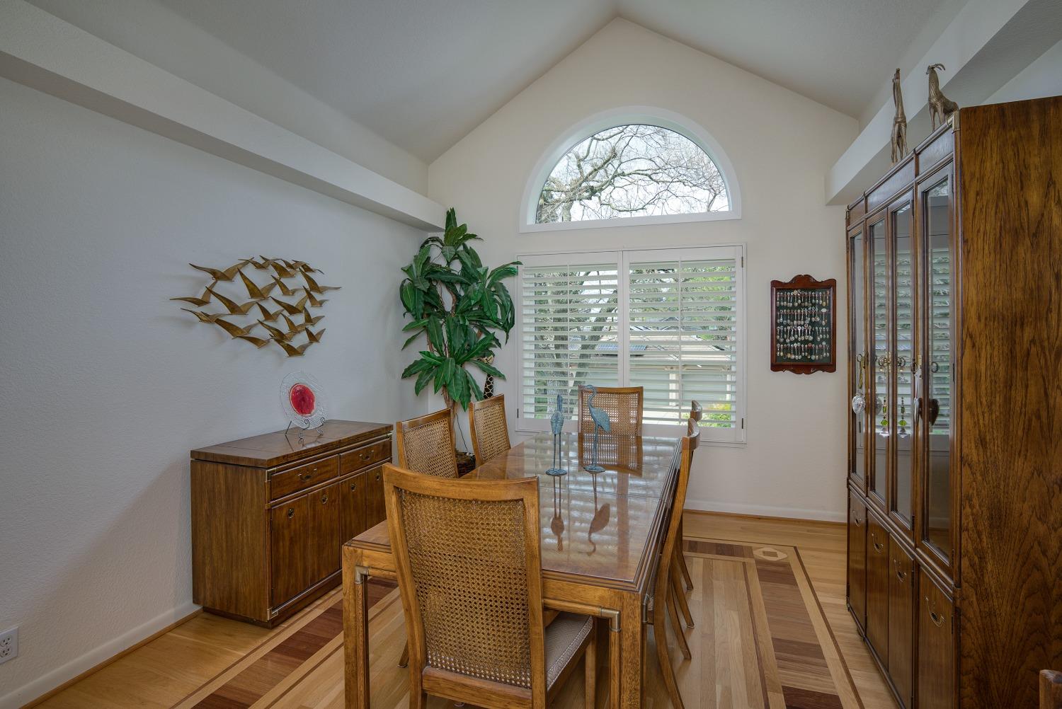 Detail Gallery Image 9 of 42 For 6156 Puerto Dr, Rancho Murieta,  CA 95683 - 3 Beds | 2 Baths