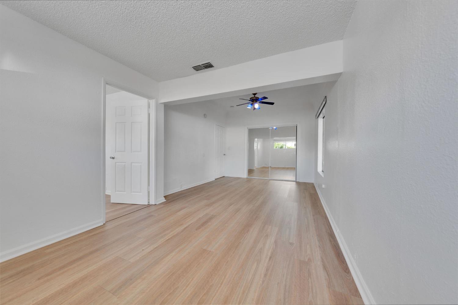 Detail Gallery Image 43 of 84 For 915 30th, Sacramento,  CA 95816 - 5 Beds | 2 Baths