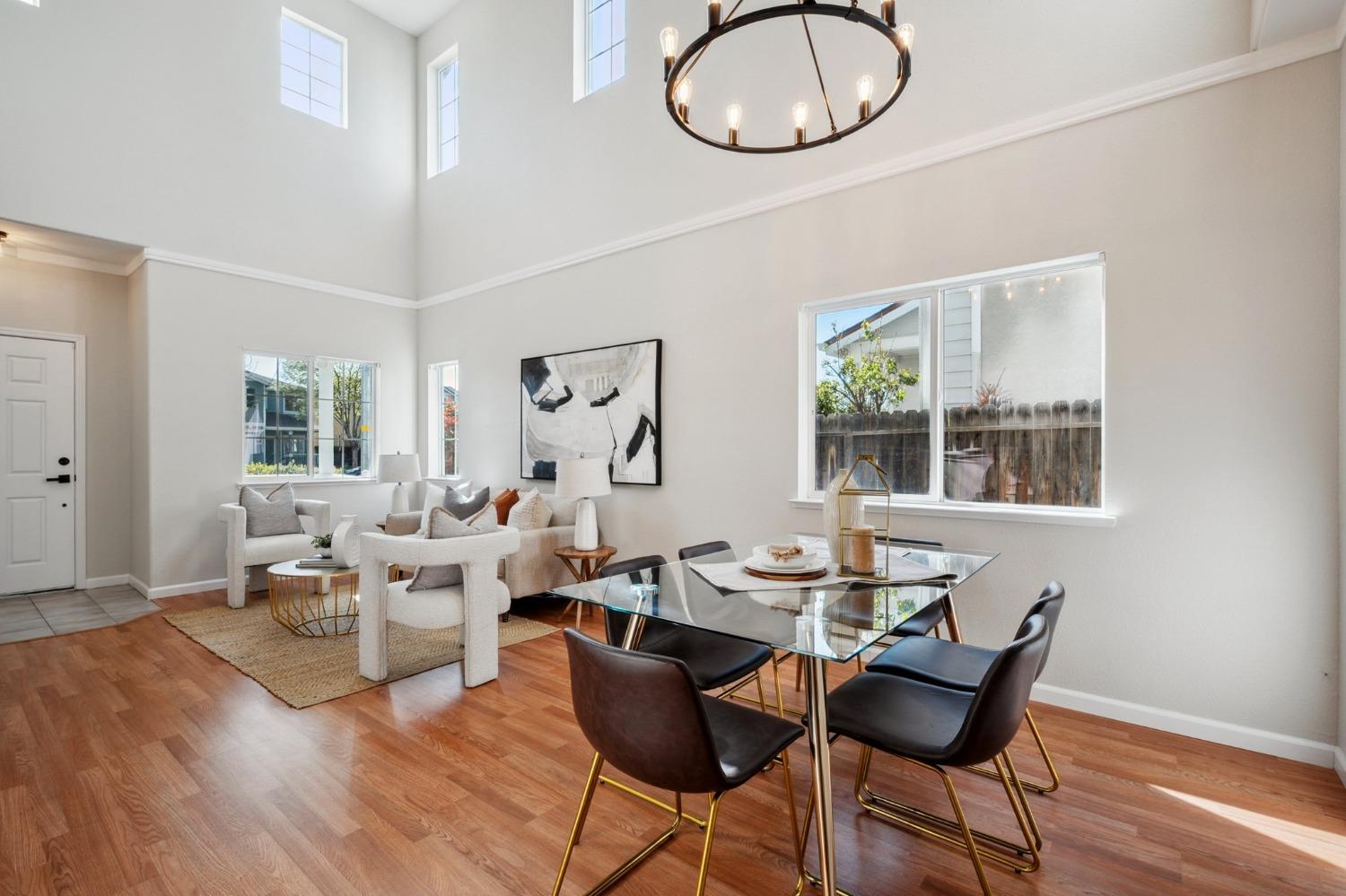 Detail Gallery Image 8 of 43 For 4321 Burr Ct, Tracy,  CA 95377 - 4 Beds | 2/1 Baths