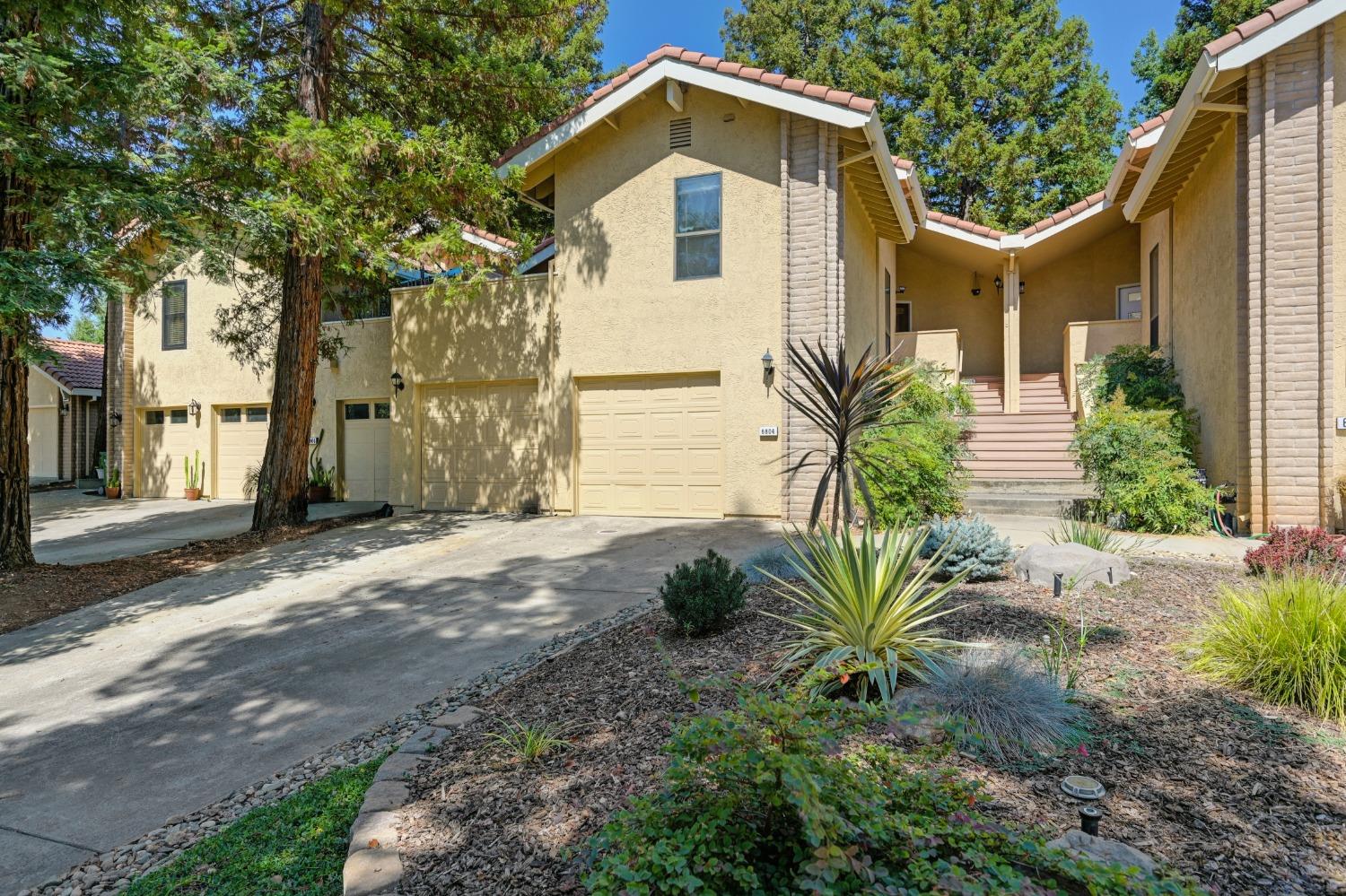 Detail Gallery Image 2 of 57 For 6804 Domingo Dr, Rancho Murieta,  CA 95683 - 2 Beds | 2 Baths