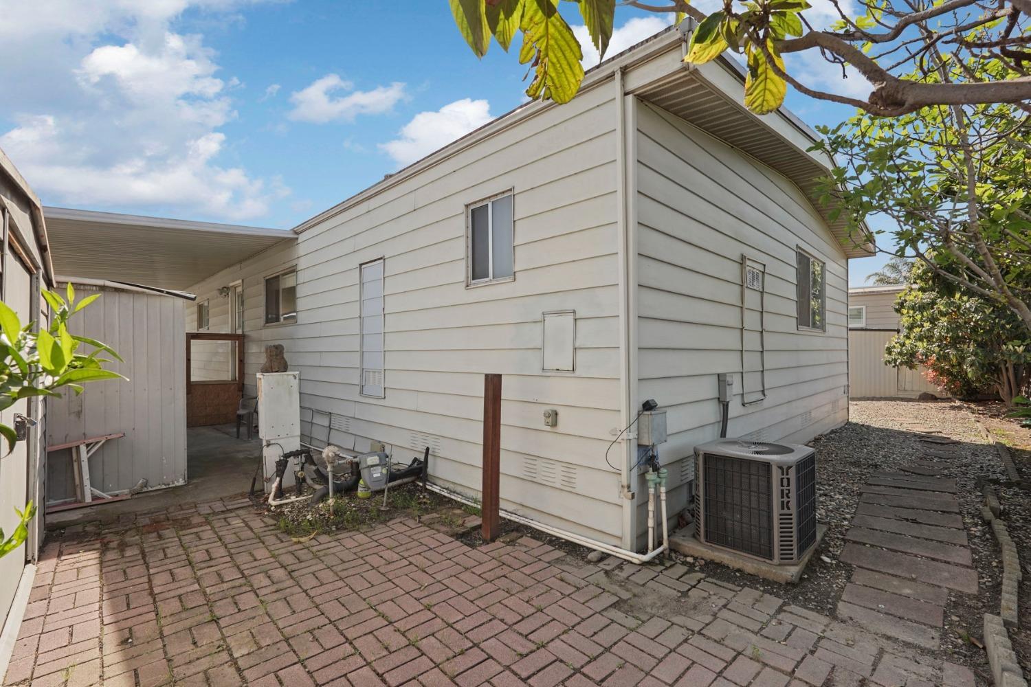 Detail Gallery Image 32 of 44 For 216 San Juan Dr, Lodi,  CA 95240 - 3 Beds | 2 Baths