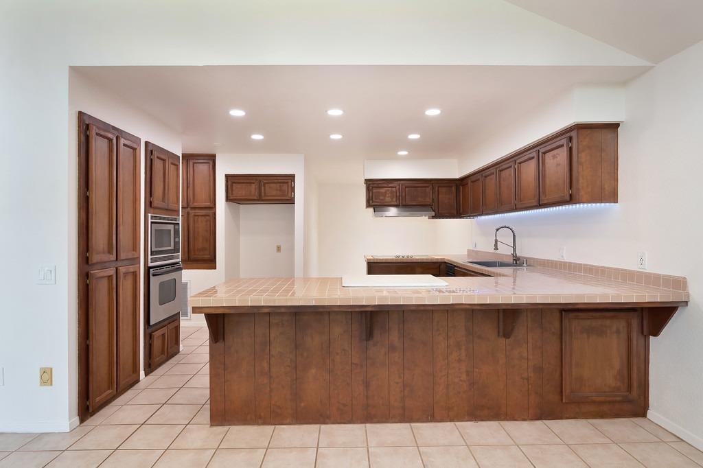 Detail Gallery Image 31 of 57 For 6804 Domingo Dr, Rancho Murieta,  CA 95683 - 2 Beds | 2 Baths