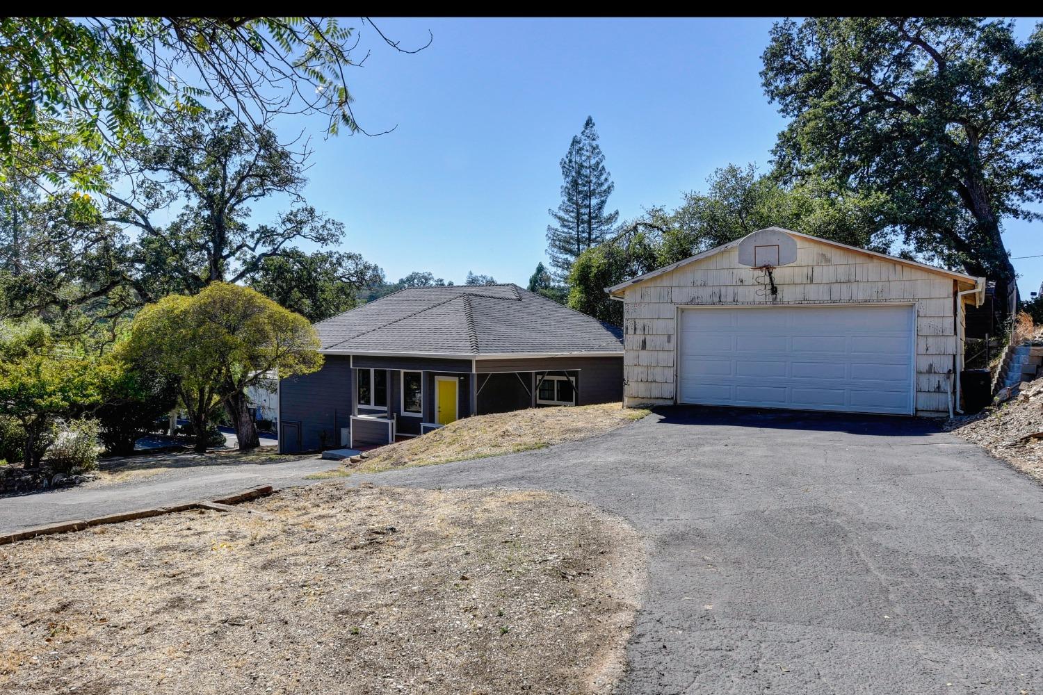 Detail Gallery Image 12 of 70 For 416 Broadway, Jackson,  CA 95642 - 3 Beds | 2 Baths