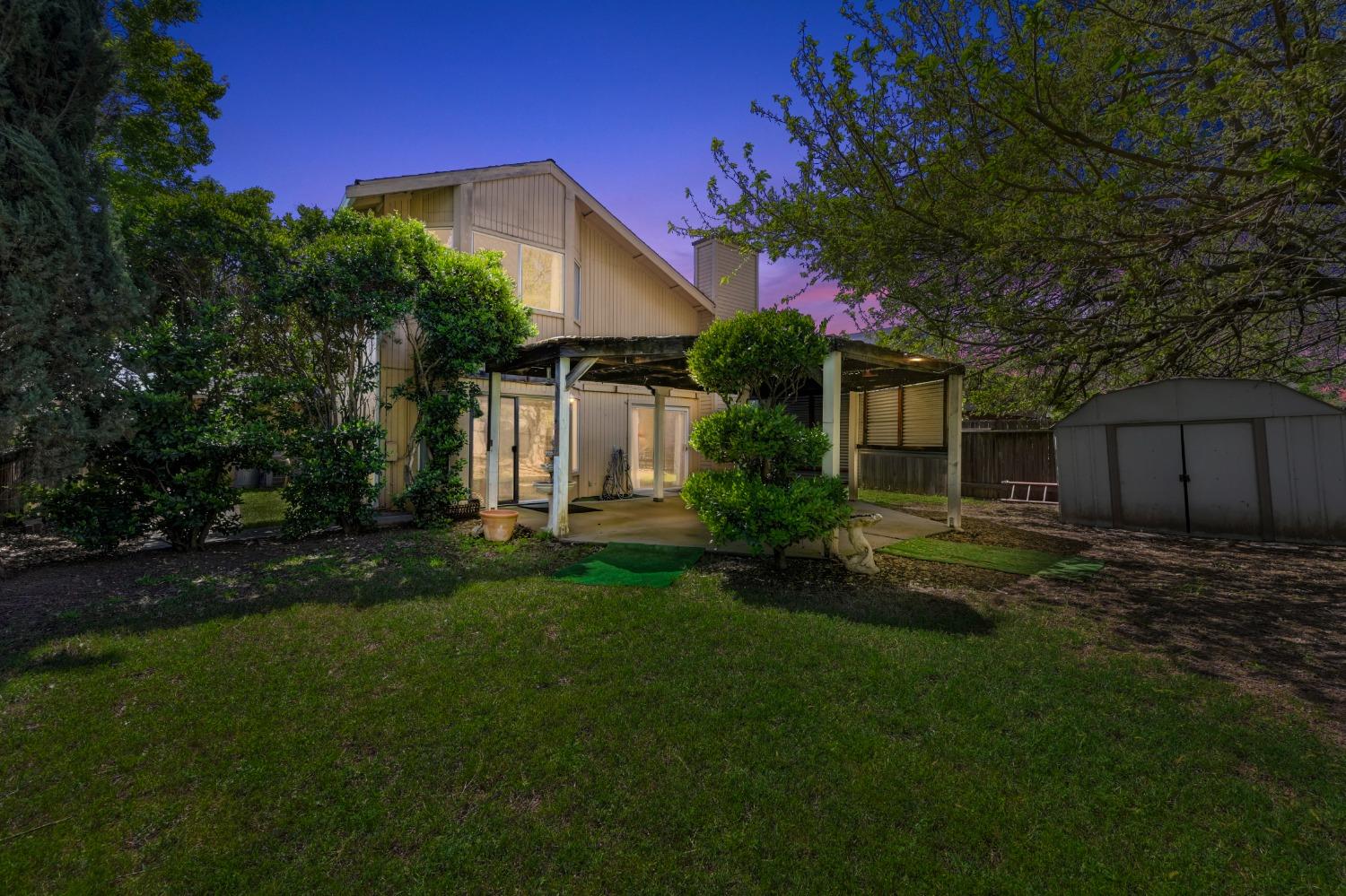 Fallon Woods Way, Rio Linda, California image 34