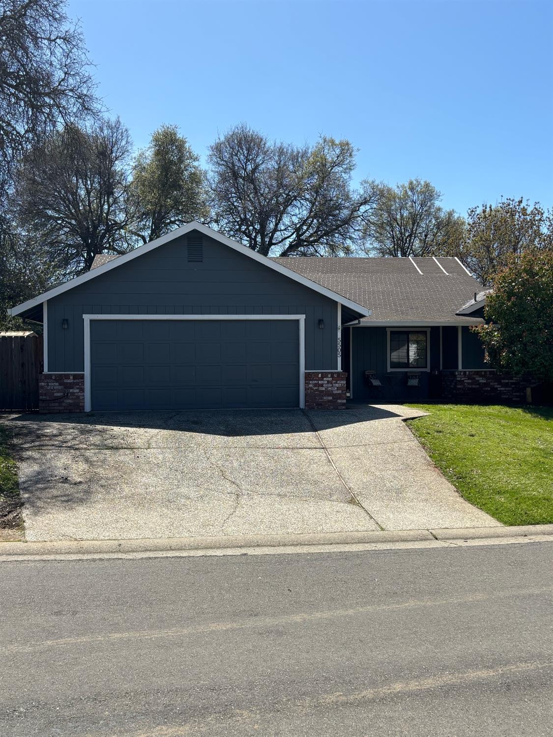 Detail Gallery Image 1 of 23 For 5505 Crossbill Ln, El Dorado,  CA 95623 - 3 Beds | 2 Baths