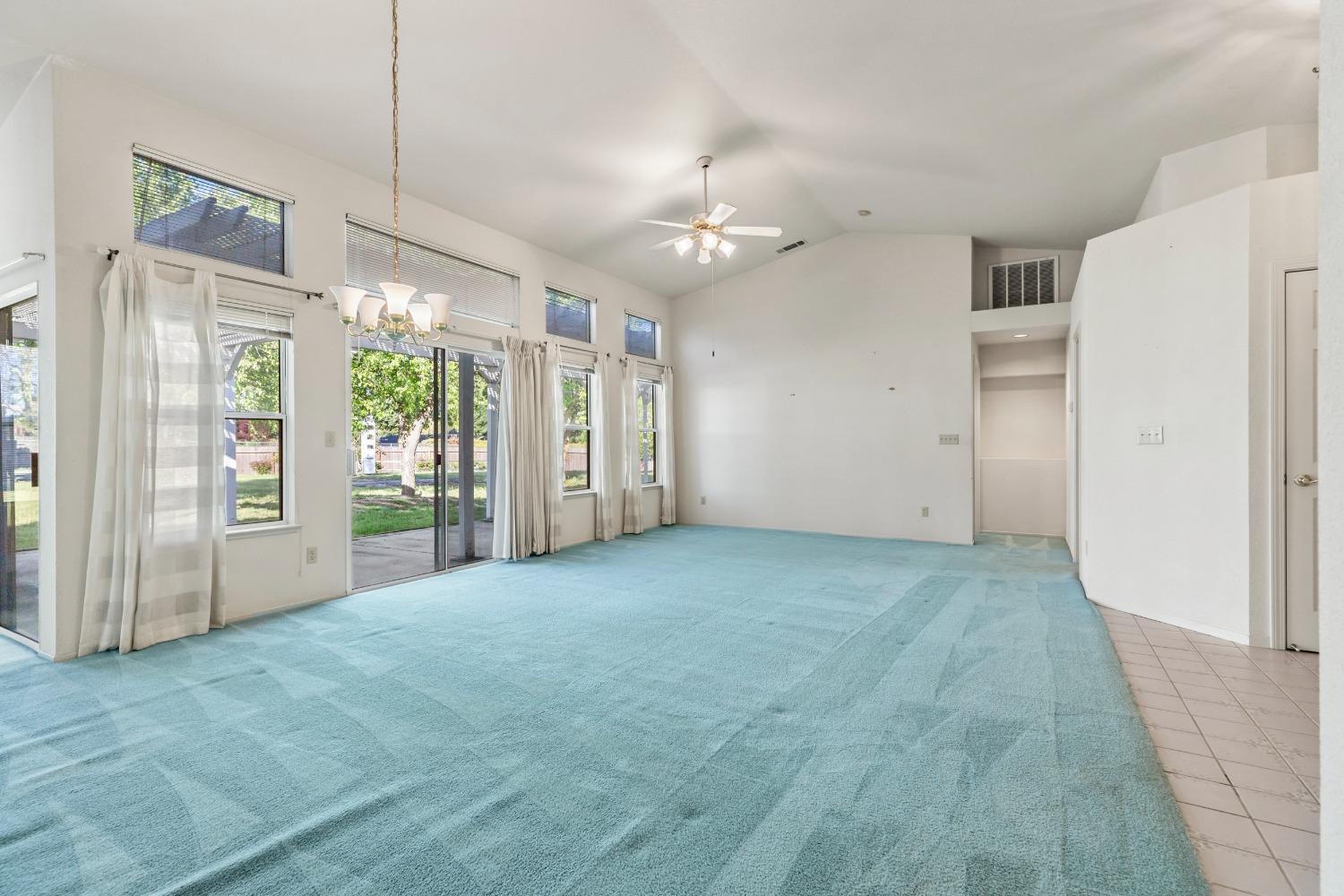 Detail Gallery Image 6 of 46 For 9701 Ranchwood Ct, Oakdale,  CA 95361 - 4 Beds | 2 Baths