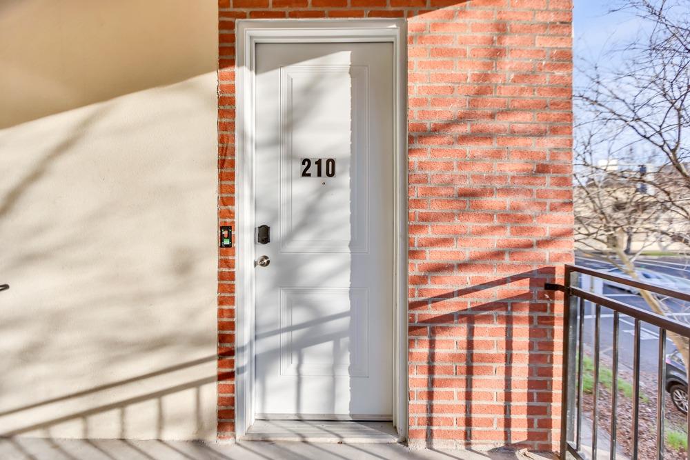Detail Gallery Image 29 of 74 For 1928 21st St, Sacramento,  CA 95811 - – Beds | – Baths