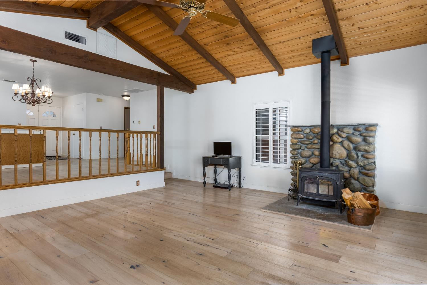 Detail Gallery Image 6 of 30 For 6586 Cuprite Rd, El Dorado,  CA 95623 - 3 Beds | 2 Baths