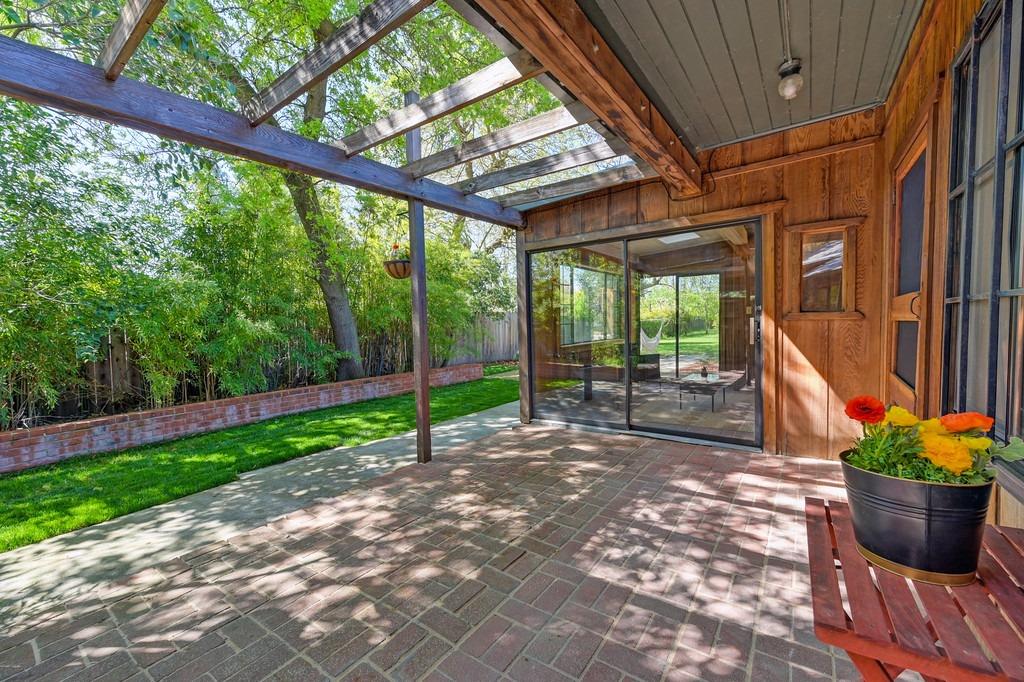 Detail Gallery Image 16 of 62 For 1515 Carlton Ave, Stockton,  CA 95203 - 3 Beds | 2 Baths