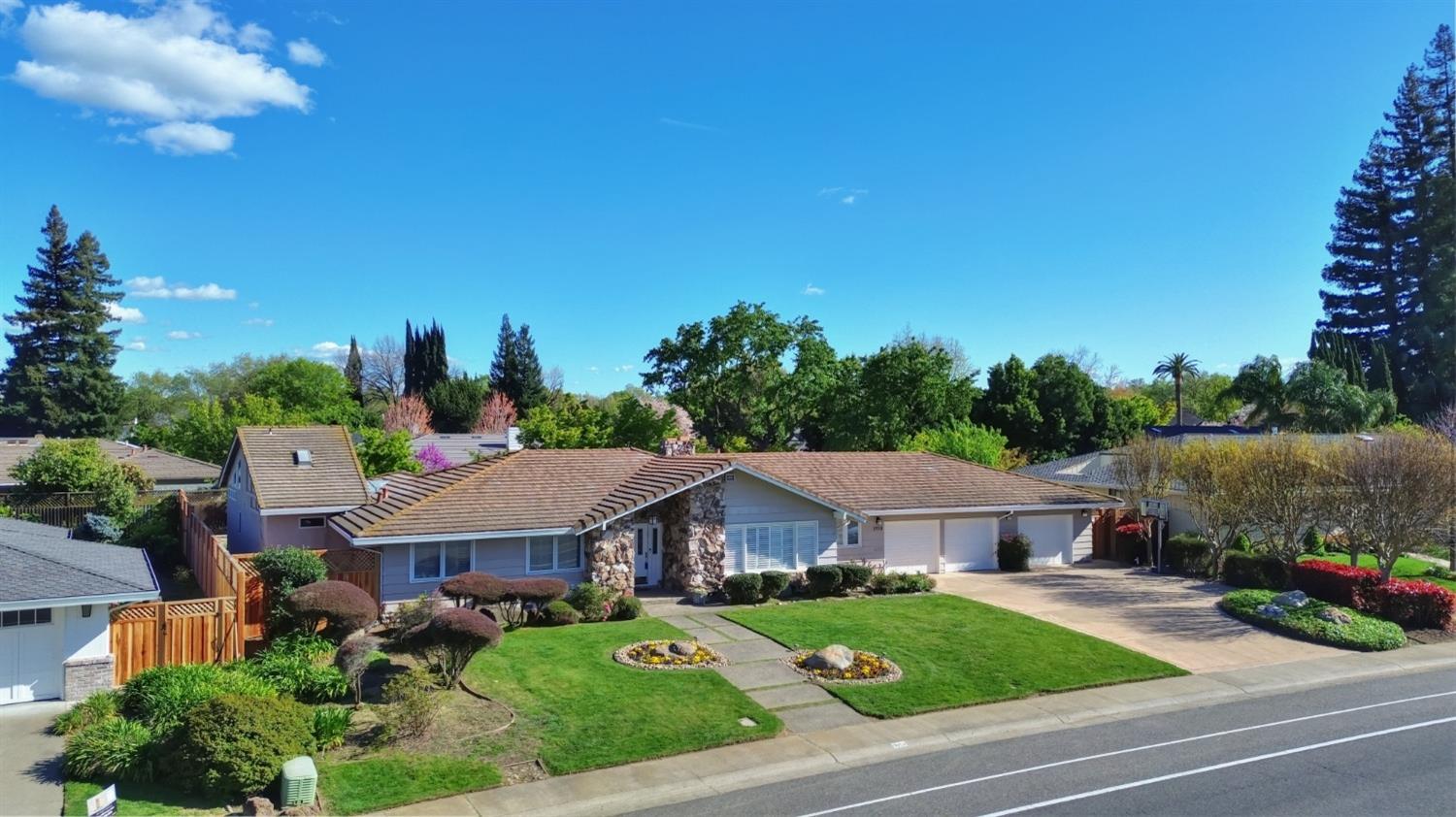 Detail Gallery Image 61 of 61 For 3950 American River Dr, Sacramento,  CA 95864 - 5 Beds | 3 Baths