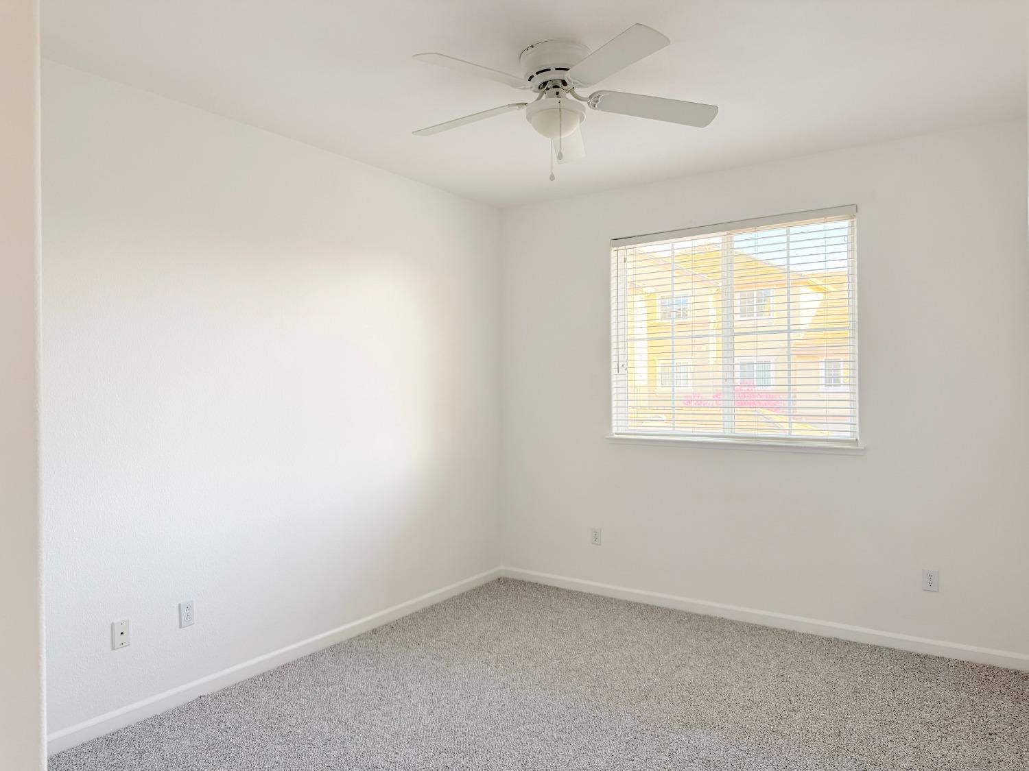 Detail Gallery Image 13 of 21 For 1360 Shady Ln #322,  Turlock,  CA 95382 - 2 Beds | 1 Baths