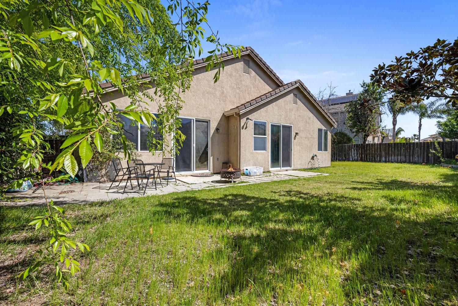 Detail Gallery Image 32 of 32 For 936 Heartland Dr, Manteca,  CA 95337 - 3 Beds | 2 Baths