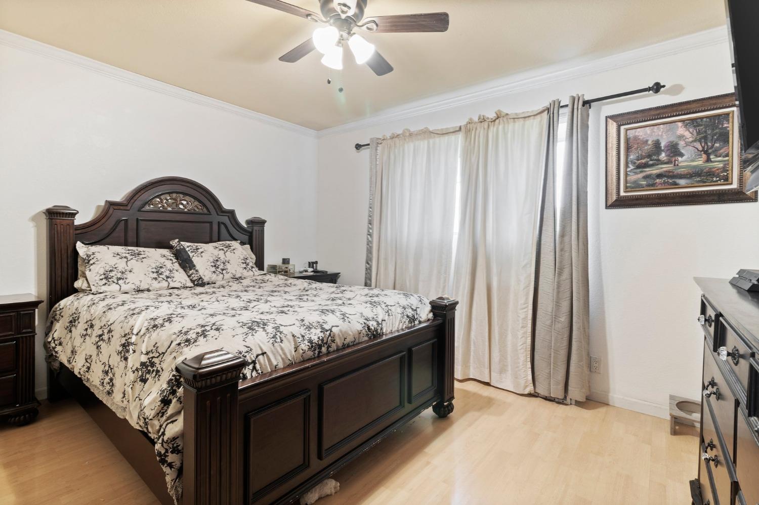 Detail Gallery Image 16 of 27 For 428 N Santa Monica St, Los Banos,  CA 93635 - 3 Beds | 2 Baths