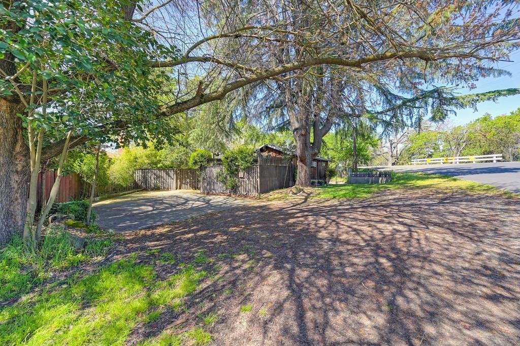 Detail Gallery Image 8 of 62 For 1515 Carlton Ave, Stockton,  CA 95203 - 3 Beds | 2 Baths