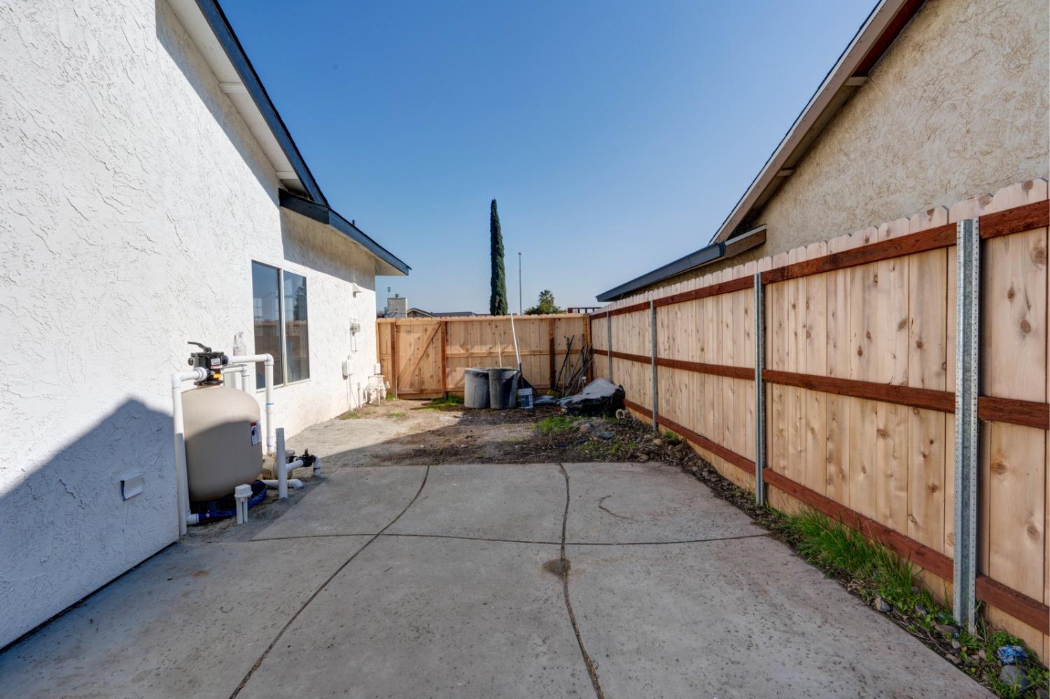 Detail Gallery Image 34 of 40 For 2717 Cowden Ave, Merced,  CA 95348 - 3 Beds | 2 Baths