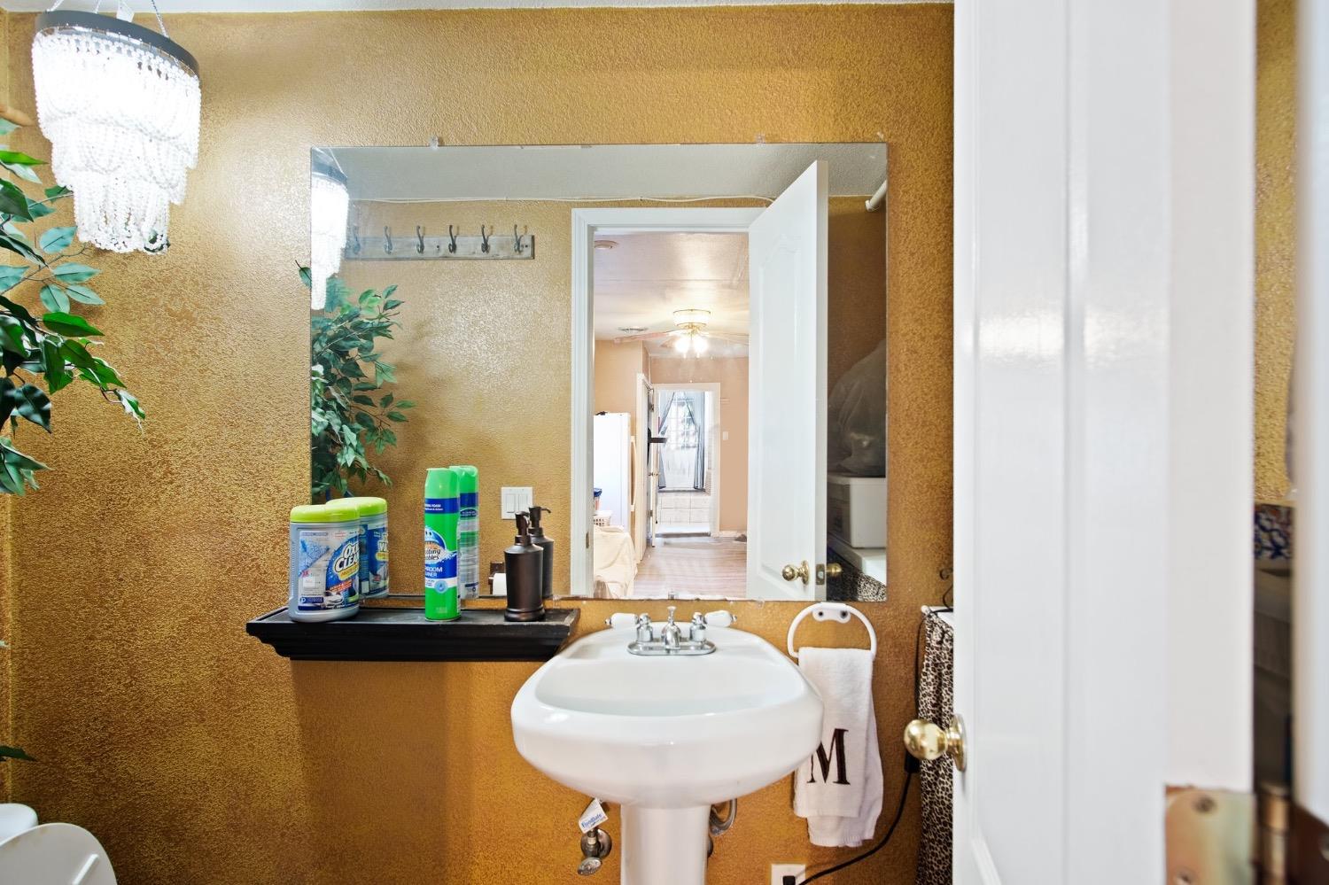 Detail Gallery Image 18 of 23 For 501 Montana Ave, Turlock,  CA 95380 - 2 Beds | 1 Baths