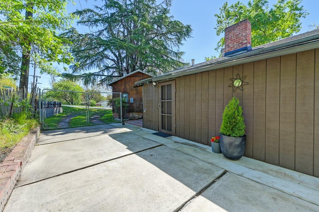 Detail Gallery Image 57 of 62 For 1515 Carlton Ave, Stockton,  CA 95203 - 3 Beds | 2 Baths