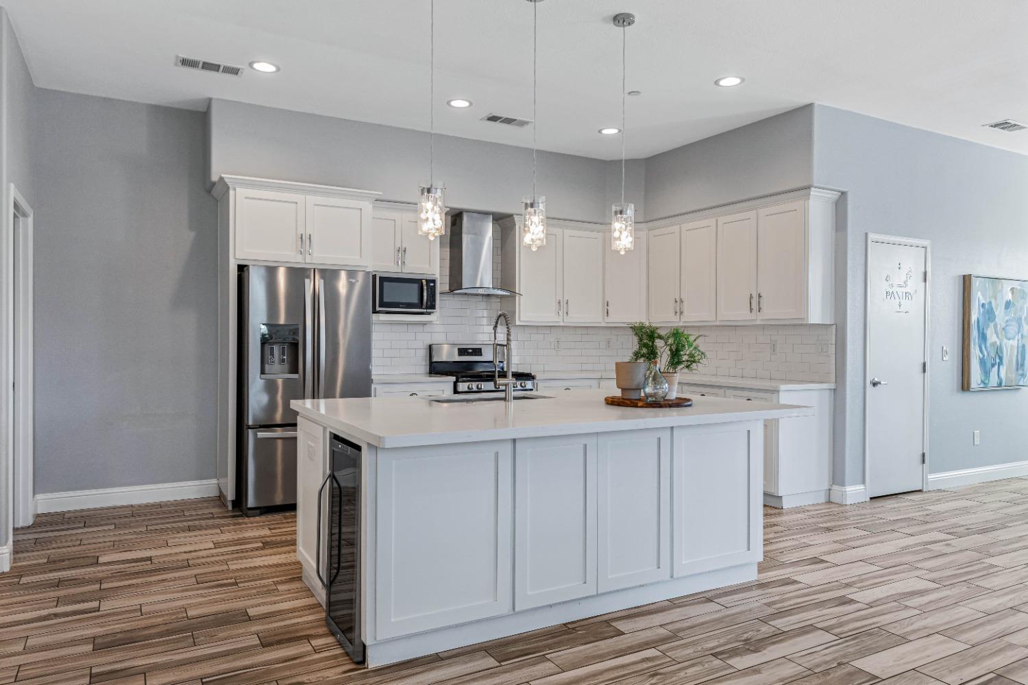 Detail Gallery Image 10 of 41 For 1234 Wildcat Dr, Merced,  CA 95348 - 4 Beds | 2 Baths