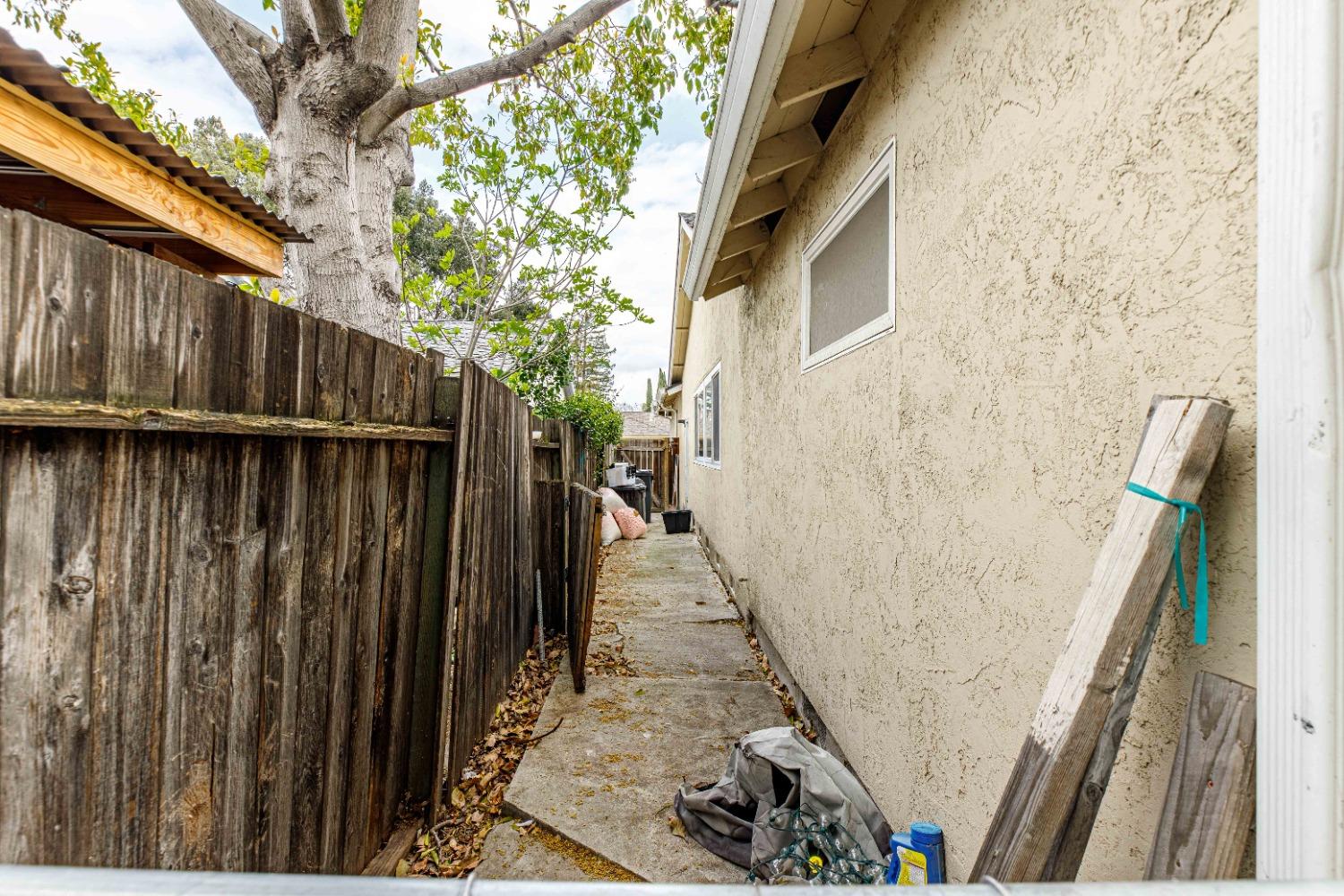 Detail Gallery Image 29 of 40 For 358 Conestoga Way, San Jose,  CA 95123 - 4 Beds | 2 Baths