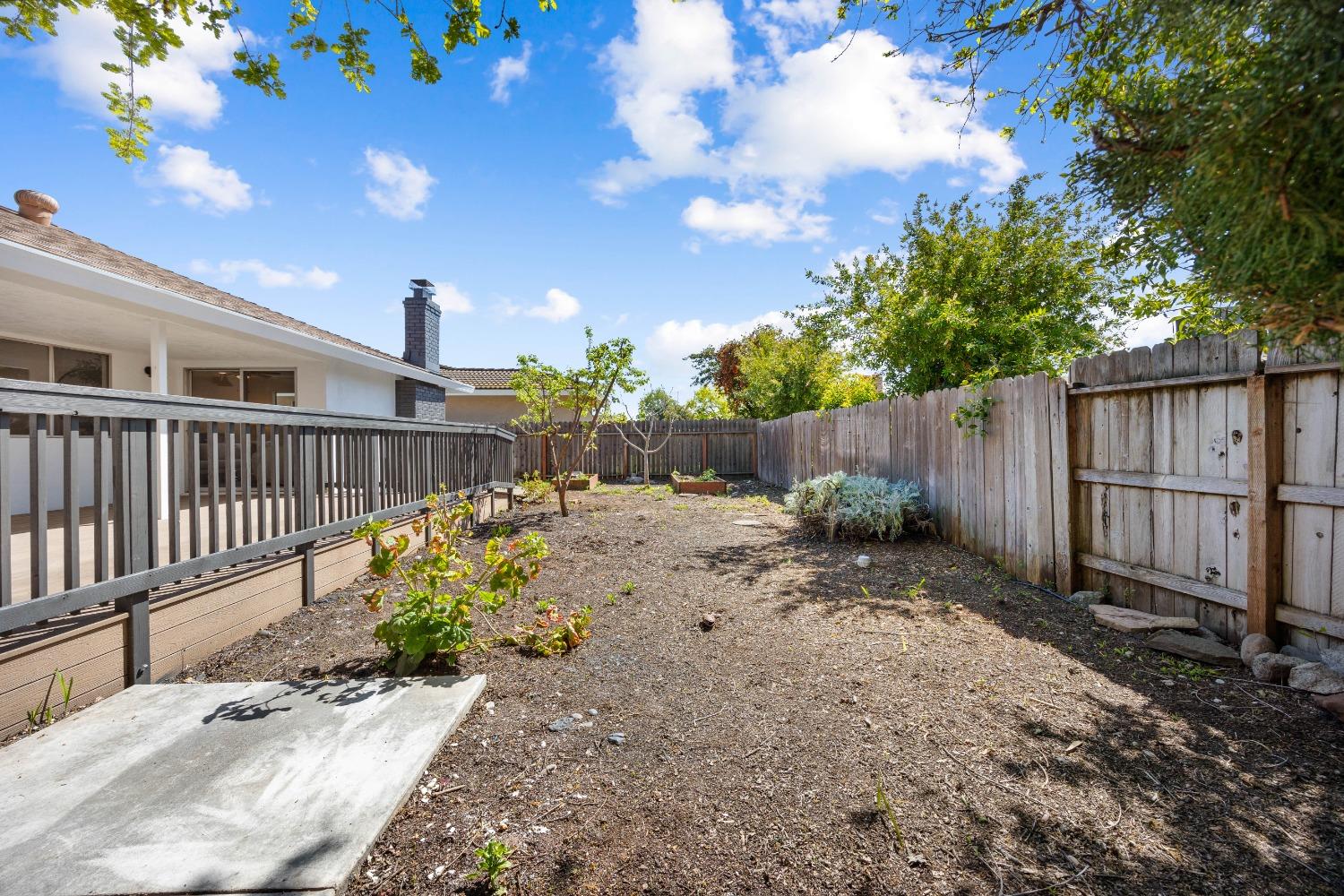 Detail Gallery Image 40 of 46 For 7382 Alma Vista Way, Sacramento,  CA 95831 - 4 Beds | 2/1 Baths